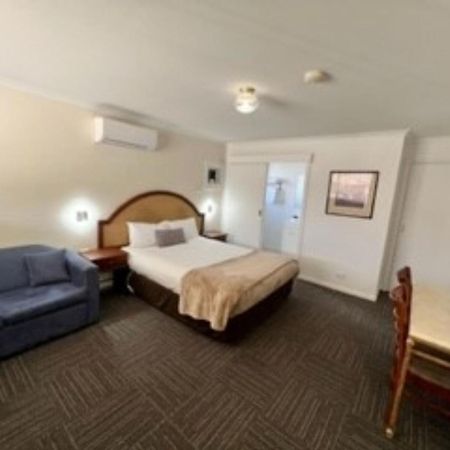 Kinross Inn Cooma Exterior photo