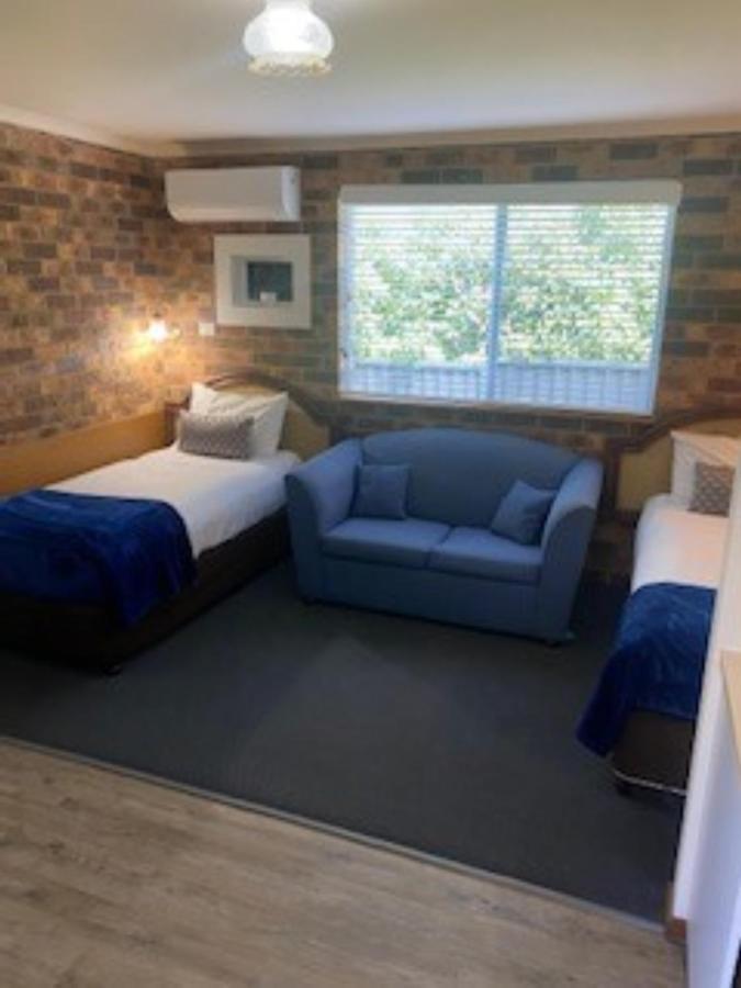 Kinross Inn Cooma Exterior photo