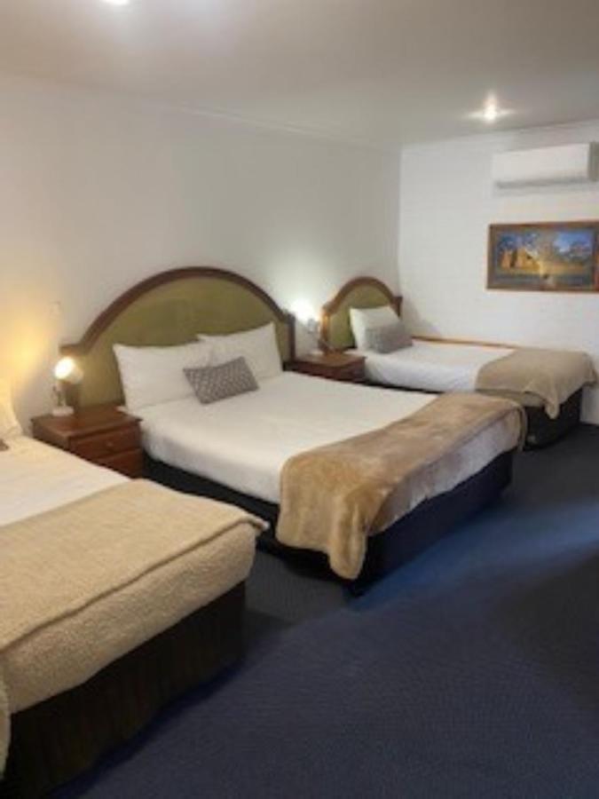Kinross Inn Cooma Exterior photo